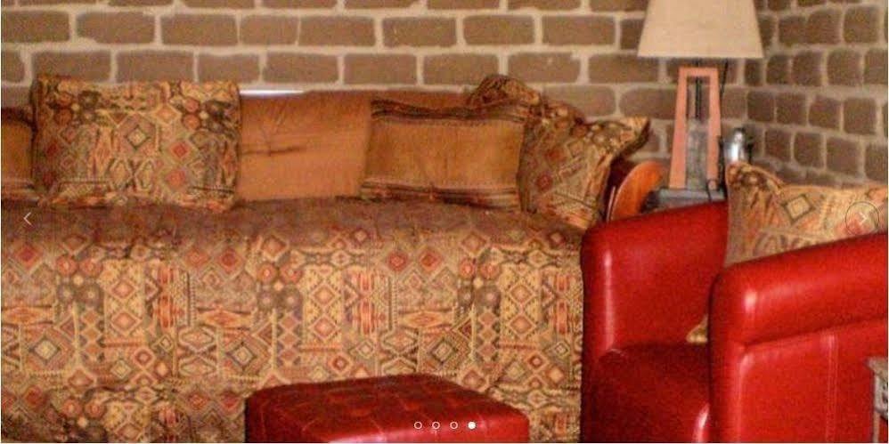 Silver River Adobe Inn Bed And Breakfast Farmington Bagian luar foto